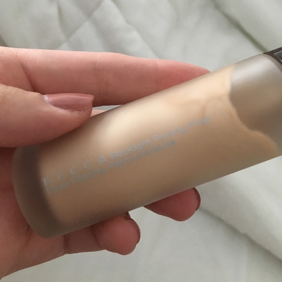 Becca backlight priming filter - Picture 2 of 3